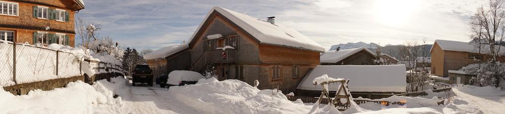 Ferienwohnung Wuestner Schwarzenberg im Bregenzerwald Pokoj fotografie